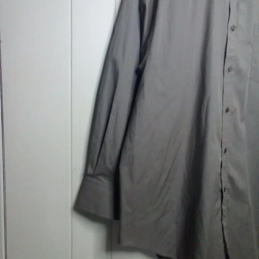 Collusion button up